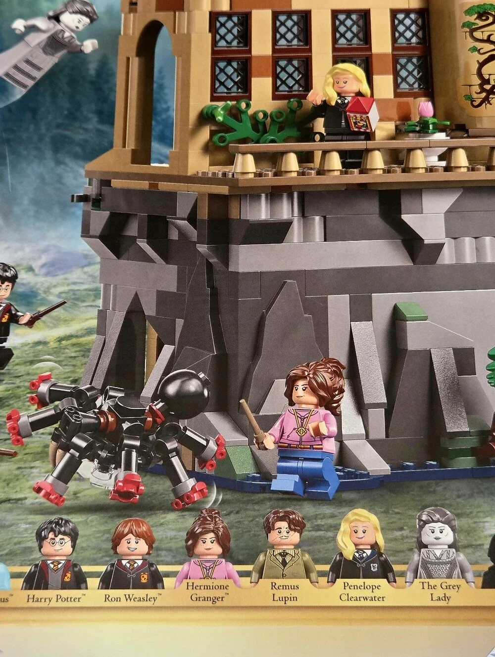 LEGO Harry Potter Hogwarts Castle Hospital Wing 76463 Building Toy 907 Piece NIB